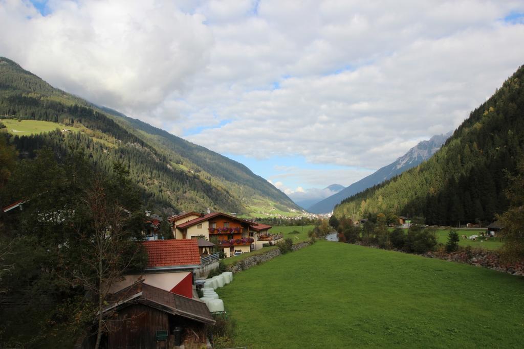 Zum Fuhrmann Apartman Neustift im Stubaital Szoba fotó